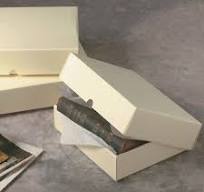 SafeCare® Corrugated Clamshell Boxes