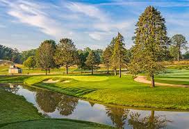 Tucked away in the city of elyria, the valley of the eagles golf club, the only nicklaus design public course in northeast ohio, offers a picturesque and versatile paradise that is 30 minutes west of downtown cleveland. Course Gallery Valley Of The Eagles