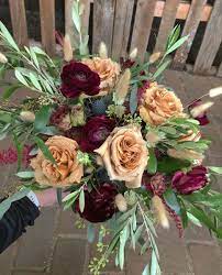 Burgundy Ranunculus Ranunculus Ranunculus Flower Flowers Near Me Ranunculus Flowers Burgundy Wedding Flowers Burgundy Flowers