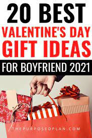 What is an excellent gift for a man? 20 Best Valentine S Day Gift Ideas For Boyfriend 2021 Best Valentine S Day Gifts Cute Valentines Day Ideas Valentines Day Gifts For Him Boyfriends
