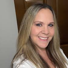 Do people put mini fridges under their dorm beds? My daughter has hers  under her bed and it worries me…