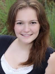 Natalie Bentley's Instagram, Twitter & Facebook