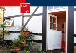 Die Klonturen Bzw Friesenturen Von Frovin Stehen Fur Das Nordische Lebensgefuhl Und Die Verbindung Von Desi Holzfenster Altbausanierung Traditionelle Fenster