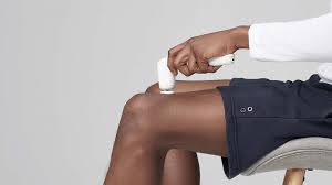 Die schmerzen im knie können durch probleme mit dem gelenk selbst oder durch krankheitsbilder eine weitere ursache für das auftreten von schmerzen hinten am knie ist ein schaden am innen. Knie Anwendungen Selbstanwender Anwendung Novafon