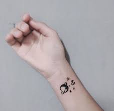 Simple and small henna tattoo designs and ideas for feet hands guys girls wrist back and arms. Easy Pen Tattoo Novocom Top