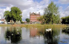 Along with barnes green, it is one of the largest areas of common land in london with 49.55 hectares (122.4 acres). Barnes Hidden London