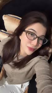 New spec , New look , New Outfit , , New Place , New feng sui