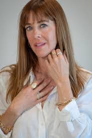 Lisa Behar's Instagram, Twitter & Facebook