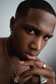 Portraits — FRASER COLLINS