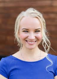 Vicki Bauer's Instagram, Twitter & Facebook