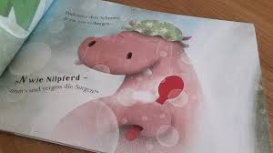 Es war heute ihr erster freiflug, und lorchen flog dem entsprechend natürlich volle kanne gegen die. Ach Du Schreck Mein Name Ist Weg Fausba