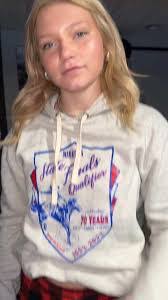 Desiree Weir's Instagram, Twitter & Facebook