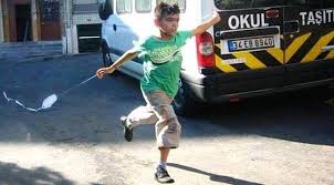 Berkin elvan 269 gün komada kalarak hayat mücadelesin, 11 mart 2014 tarihinde kaybederek yaşamını. Sami Elvan Berkin I Birileri Bizim Elimizden Aldi Gundem Gercek Haberci