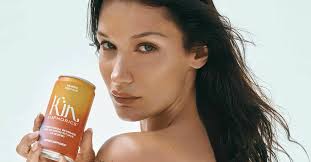 Bella Hadids relation till alkohol efter Kin-lanseringen