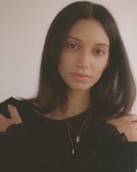 I am Ciarra Rowe 5'4 African American & Caucasian 🇺🇸 Headshot Photo:  @lushootsfilm Digitals: Jade Sullivan #shesofetch #ciarrarowe #fetchla  #talent #model #actor #lamodel #laactor #modeldevelopment #petitefashion  #petite #petitemodel #modelmanagement ...