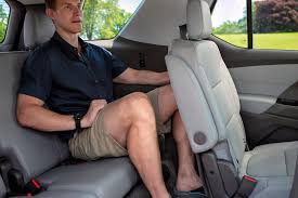 2020 Chevrolet Traverse New Chevy Traverse Suv Reviews Price Specs Trims New Interior Features Exterior Design And Specifications Carbuzz