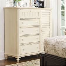 Paula deen home furniture by universal has been inspired by paula's life in the south and her home in savannah. 996175 Universal Furniture Door Chest Linen