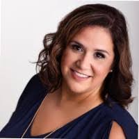 Tara Medeiros's Instagram, Twitter & Facebook