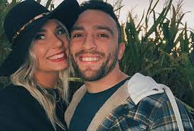 Love Is Blind S Mark Cuevas Expecting First Baby With Girlfriend Pretty much everything about mark was picked apart on us show love is blind, from his job to his age to the fact that he 'always'. mark cuevas expecting first baby