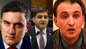 Inchpes karoghacar adekvat vorakel mi mardu, vov 20 tari araj adekvat  cher». bac namak: Arman Babajanyanin