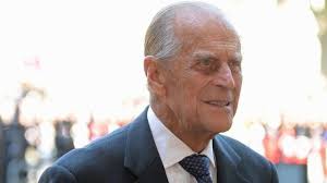 Lui, était toujours aux côtés de la reine d'angleterre et l'a soutenu. Le Prince Philip Le Mari D Elisabeth Ii L Express Styles