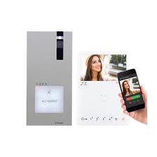 Il sistema comelit 8461x utilizza una tecnologia a 2 fili che rende molto semplice l'assemblaggio e il collegamento del kit monofamiliare sia per sostituire un vecchio modello di citofono/videocitofono sia per installarne uno nuovo. Kit Videocitofono Monofamiliare Comelit 2 Fili Wi Fi Mini E Quadra 8561v
