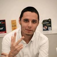 40+ perfiles de «Fausto Castro»