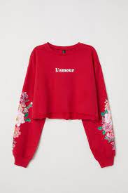 kisa sweatshirt kirmizi l amour kadin h m tr clothes stylish hoodies girls fashion clothes