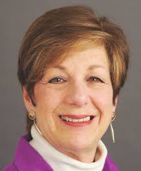 Roberta Russell, LICSW