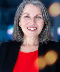 Karen Stein's Instagram, Twitter & Facebook