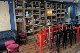 Pint or sampling a flight, be sure to take advantage of some of the 36 rotating taps from local and regional breweries. First Look Inside Growlers And Cans Craft Beer Tap Room And Bottle Shop In Guildford Surrey Live
