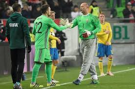 4 isim çıkarıldı a milli takım'ın euro 2020 kadrosu belli oldu. Gabor Kiraly Nicin Esofman Giyiyor Sayfa 1 Diger 17 Haziran 2021 Persembe