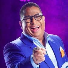 Alides Quintero's Instagram, Twitter & Facebook