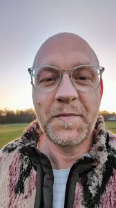 I'm so happy to share my MOJO with you !!! New Album Out Now 📀📀📀 LINK IN  BIO . . . . . #gabrielgosse #mojo #philippekaterine #emileparisien  #annshirley #newjazz #rnb #electronic #guitarist #newalbum #singer .