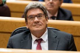 Alejandra Cortés y Mohamed Mohamed, Dama Española y Caballero de Melilla  2014