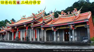 在這炎熱的天氣 感謝急診醫護團隊堅守第一線 因為有您們 #我們才可以一起挺過疫情 提醒大家 做好個人防護 外出戴口罩 勤洗手 減少群聚! æ–°åŒ—å¸‚ ä¸‰å³½å€ ä¸‰å³½è¡Œä¿®å®®æ©ä¸»å…¬å»Ÿ è«'çˆ¸çš„çª© ç—žå®¢é‚¦