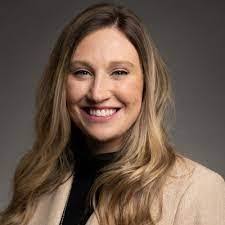 Corinne Harrington's Instagram, Twitter & Facebook