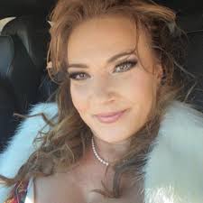 Galiena Jacobs is in Palm Desert, CA.