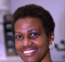 Panthers close the gap