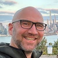 Danny Leslie's Instagram, Twitter & Facebook