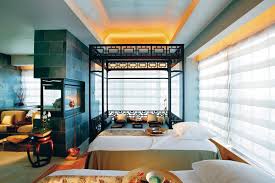 Mandarin Oriental Ny Massages The Yin Yang Of Disconnect Reconnect Hb To Go