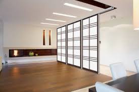 Cloison Amovible Coulissante Suspendue Au Format Rectangulaire Avec Images Claustra Cloison Coulissante Cloison