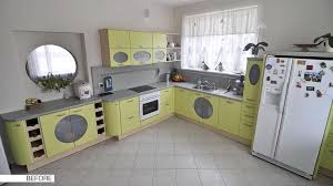 Art Deco Kitchen Cupboards Yellow White Art Deco Kitchen Art Deco Home Kitchen Design Pictures
