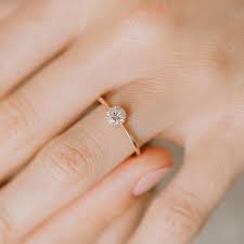 15 Simple Classic Wedding Engagement Rings Emmalovesweddings Delicate Engagement Ring Wedding Rings Simple Wedding Rings Engagement