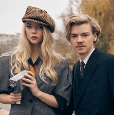 Her mother was working in the photography, and interior design field and the actress's father is a banker. Netflix Queue Anya Taylor Joy And Thomas Brodie Sangster