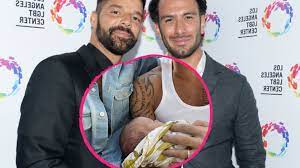 Скачай ricky martin feat sebastian yatra falta amor (single 2020) и ricky martin tiburones (2020). Dank Leihmutter Ricky Martin Und Jwans Viertes Baby Ist Da Promiflash De