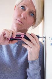 The Best Drywall Anchors: “Molly Bolt” Sheetrock Wall Anchors