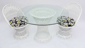 The item rare vintage mid century russell woodard spun fiberglass patio table chairs set is in sale since saturday, april 24, 2021. Mid Century Modern Russell Woodard Spun Fiberglass Patio Furniture At 1stdibs