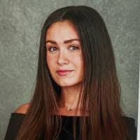 Elsie Yau's Instagram, Twitter & Facebook