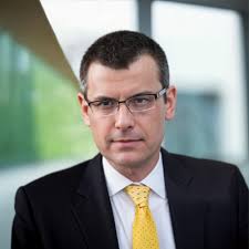 Mark Haefele: Biography, Career, and Business Insights